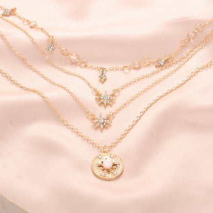 Vintage Layered Necklace for Women with Faux Pearl & Rhinestone Star Pendant